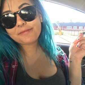 Meet your Posher, Shelby